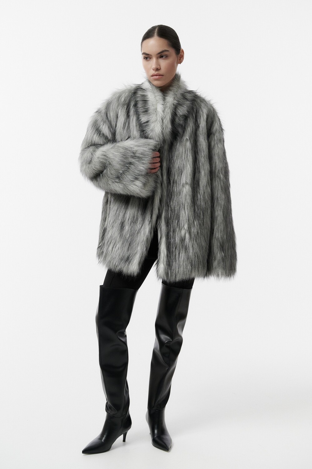 Fur coat Monica in gray